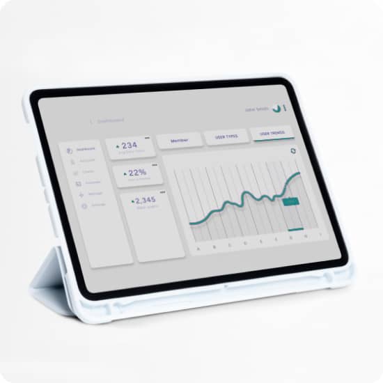 Фото планшета з ілюстрацією інтерфейсу системи аналітики в якій зображені різні числа, ціни, відсотки та ілюстрація графіку росту замовлень в компанії